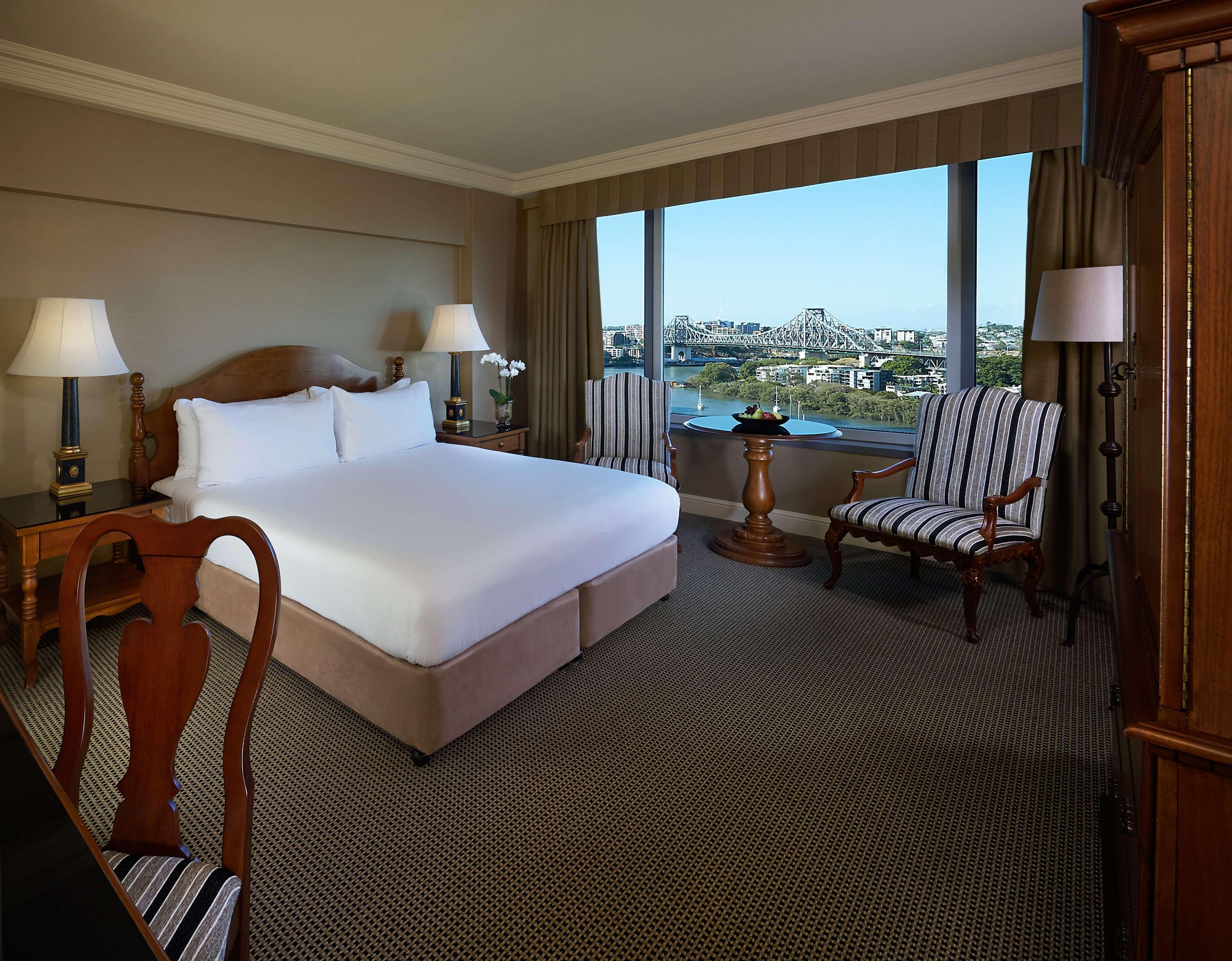 Stamford Plaza Brisbane Ξενοδοχείο Εξωτερικό φωτογραφία A guest room at the Hilton San Diego Bayfront