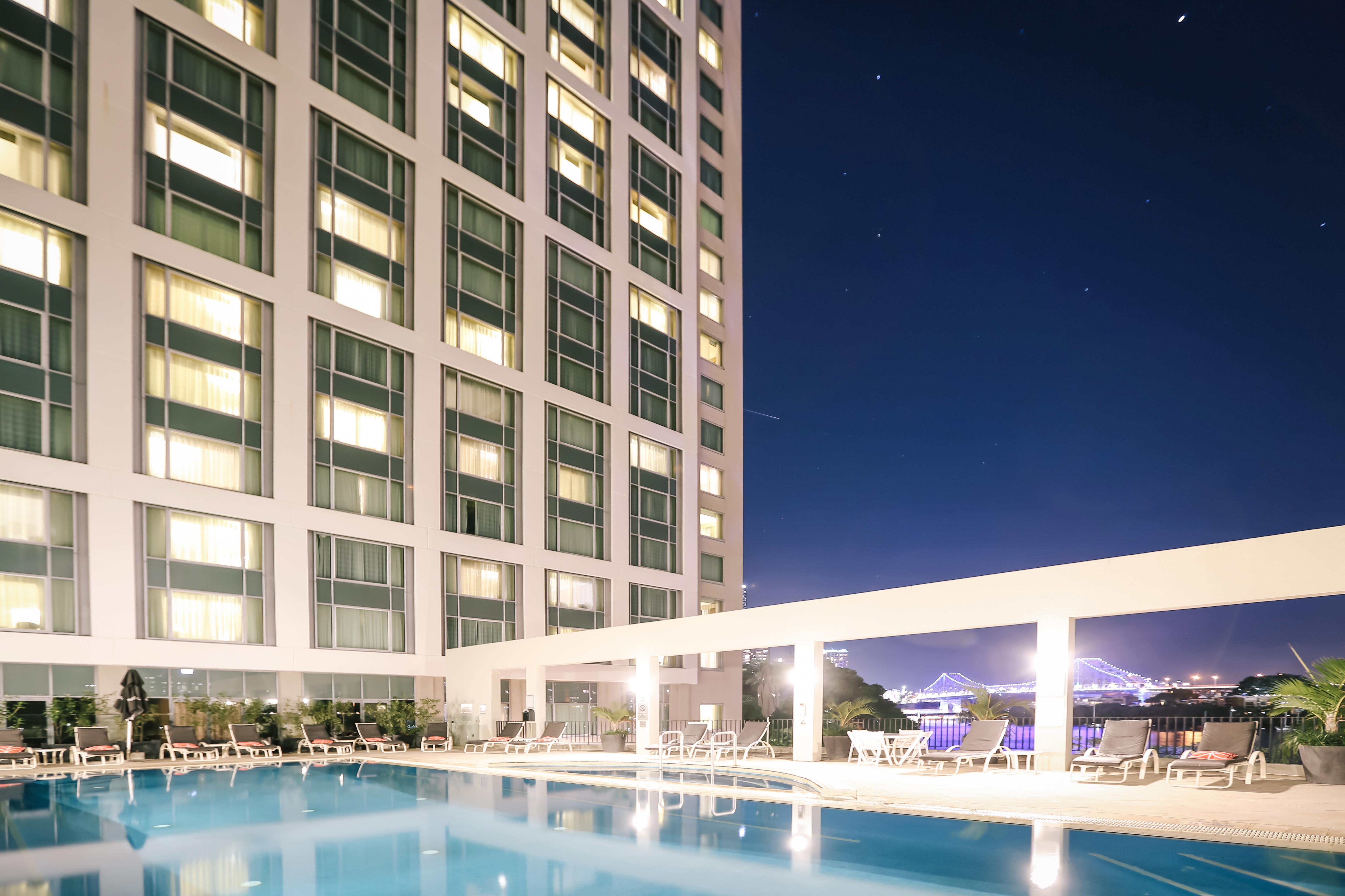 Stamford Plaza Brisbane Ξενοδοχείο Εξωτερικό φωτογραφία The hotel's swimming pool